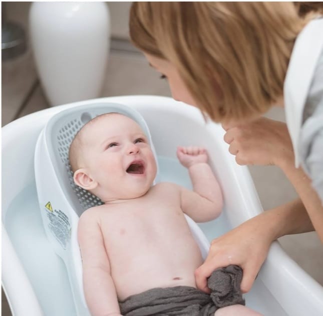 Angelcare Baby-Badeliege, Blau
Ideal für Babys von 0 - 6 Monaten, B-WARE