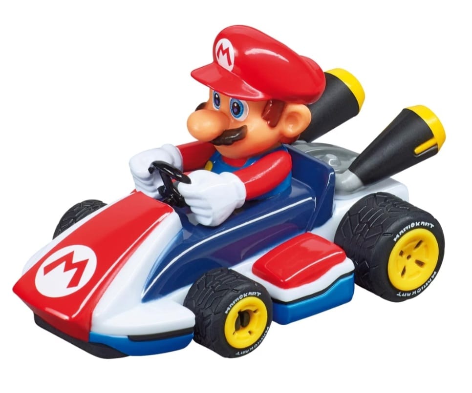 Carrera First - 20063026Nintendo Mario Kart,(Mario und Yoshi) 2,4m  Rennstrecken-Set, 2 ferngesteuerte Fahrzeuge, B-WARE